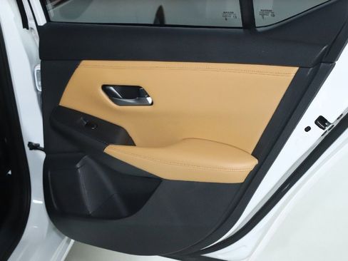 Certified 2023 Nissan Sentra SV w/ SV Premium Package image 32