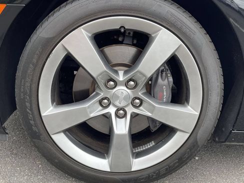 Used 2010 Chevrolet Camaro SS w/ RS Package RWD image 3