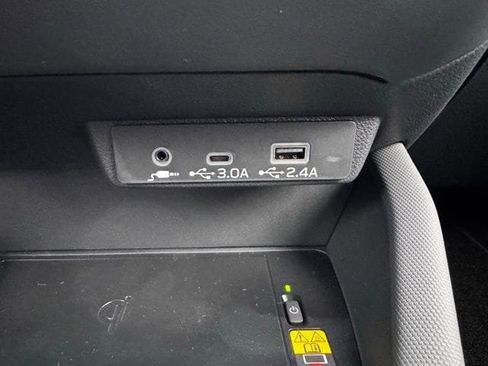 New 2025 Subaru Forester Limited image 16