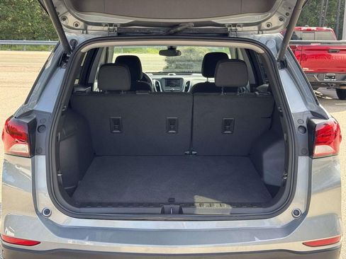 Used 2024 Chevrolet Equinox LT FWD image 17
