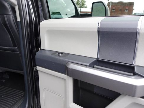 Used 2022 Ford F350 XLT w/ XLT Value Package image 30