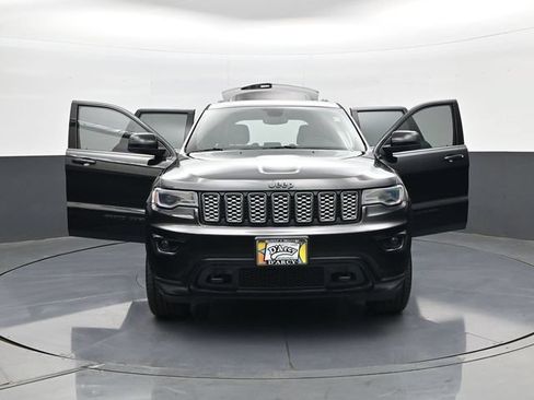Used 2020 Jeep Grand Cherokee Altitude AWD/4WD image 31