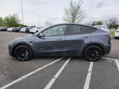 Used 2023 Tesla Model Y Long Range image 14
