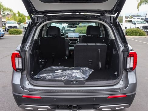 New 2026 Ford Explorer Active w/ Active Comfort Package RWD image 27