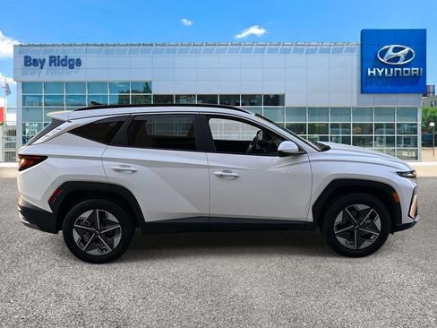 Used 2026 Hyundai Tucson SEL AWD/4WD image 2