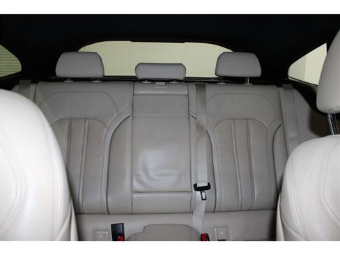 Used 2018 BMW 640i Gran Turismo xDrive w/ M Sport Package image 30