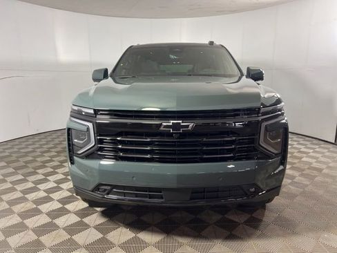 New 2026 Chevrolet Suburban RST w/ Advanced Technology Package image 2