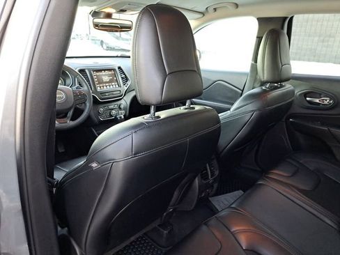 Used 2022 Jeep Cherokee Trailhawk AWD/4WD image 21