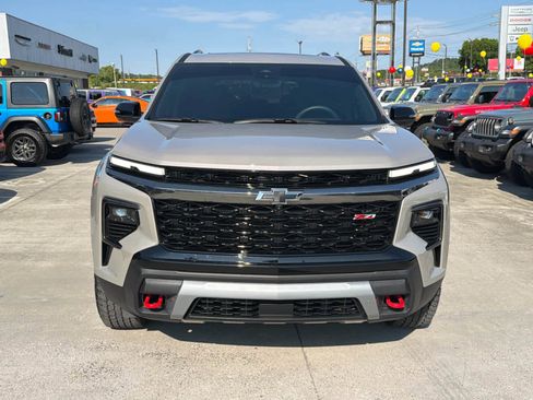 Used 2026 Chevrolet Traverse Z71 w/ Driver Confidence Package AWD/4WD image 3