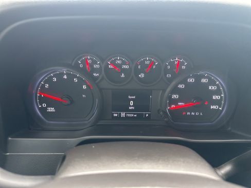 Used 2022 Chevrolet Silverado 2500 Custom w/ Custom Convenience Package AWD/4WD image 2