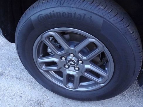 Used 2025 Ford Bronco Sport Big Bend w/ Convenience Package AWD/4WD image 11