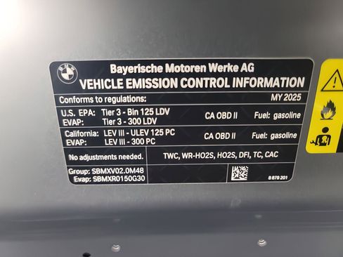 Used 2025 BMW 230i Coupe w/ M Sport Package image 29