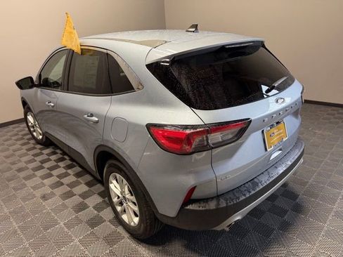 Used 2022 Ford Escape SE w/ Convenience Package image 12