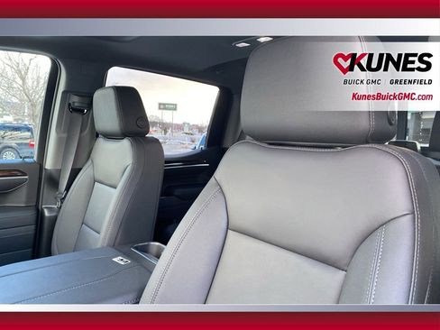 New 2026 GMC Sierra 1500 Elevation w/ Elevation Premium Package image 18