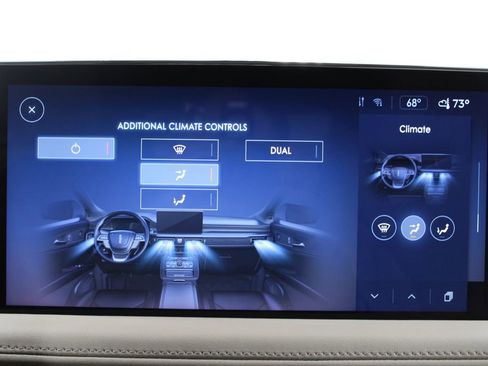 Used 2023 Lincoln Nautilus AWD w/ Premium Package image 50