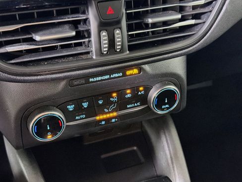 Used 2025 Ford Escape ST-Line FWD image 24