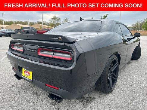 Used 2020 Dodge Challenger R/T Scat Pack RWD image 3