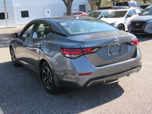 Certified 2025 Nissan Sentra SV w/ Trunk Package image 5