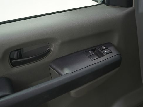 Used 2018 Nissan NV 3500 SL image 19