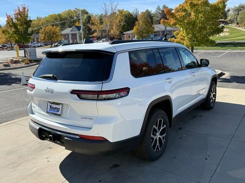 New 2025 Jeep Grand Cherokee L Limited w/ Trailer Tow Package image 8