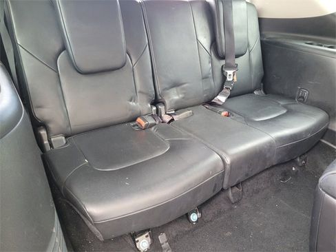 Used 2022 INFINITI QX80 Luxe image 11