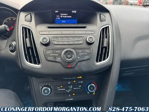 Used 2017 Ford Focus ST image 23