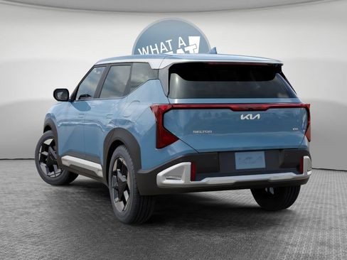 New 2027 Kia Seltos S AWD/4WD image 4