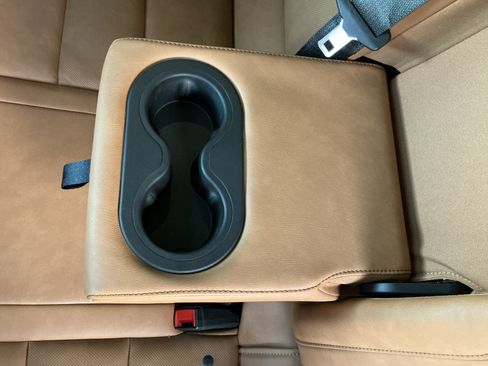 Used 2025 Cadillac XT4 Premium Luxury w/ Technology Package image 30