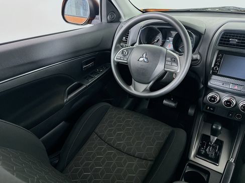 Used 2021 Mitsubishi Outlander Sport ES image 32