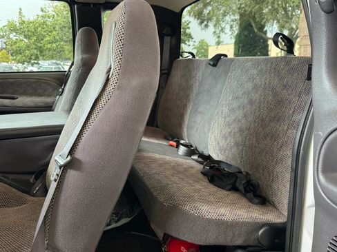Used 2001 Dodge Ram 3500 Truck 4x4 Quad Cab image 28