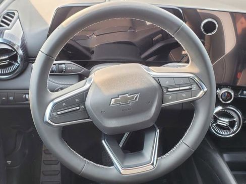 New 2025 Chevrolet Blazer EV LT image 11