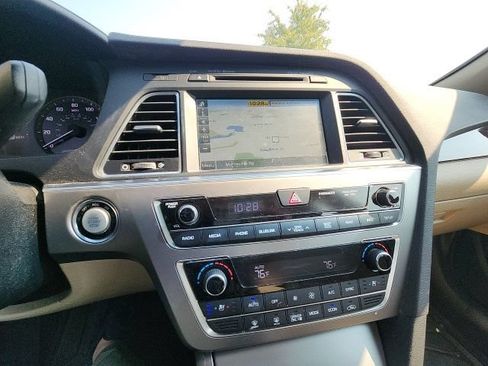 Used 2017 Hyundai Sonata Limited w/ Ultimate Package 02 FWD image 24