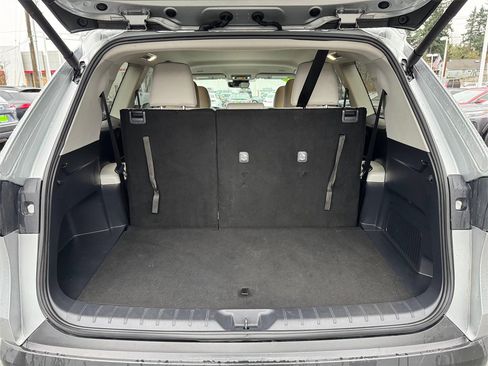Certified 2025 Toyota Grand Highlander XLE image 16