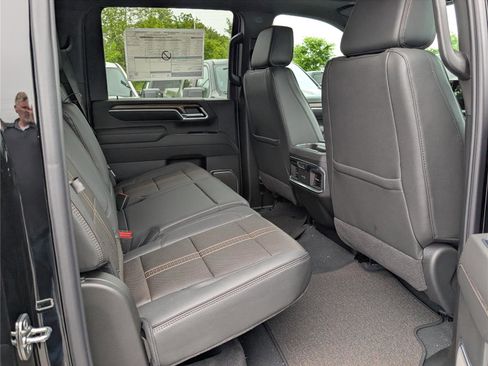 New 2026 Chevrolet Silverado 3500 High Country w/ Midnight Edition AWD/4WD image 8