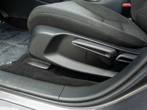 Used 2025 Honda HR-V LX image 28