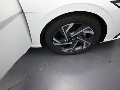 New 2025 Hyundai Elantra Sport image 36