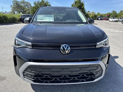 Used 2026 Volkswagen Taos S FWD image 9