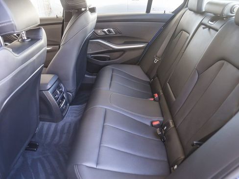 Used 2025 BMW M340i Sedan RWD image 15