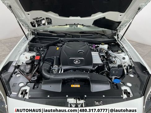 Used 2020 Mercedes-Benz SLC 300 w/ Premium Package image 11
