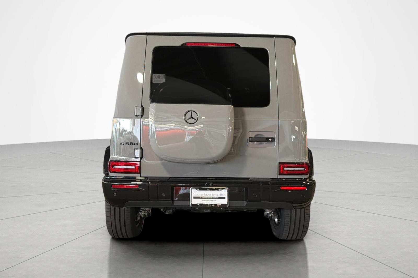 New 2027 Mercedes-Benz G 580 e image 4