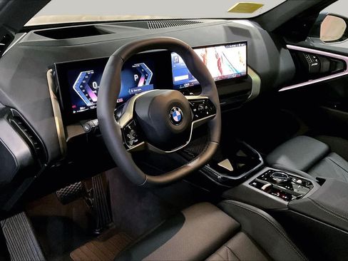 Certified 2025 BMW X3 xDrive30i w/ Premium Package AWD/4WD image 17