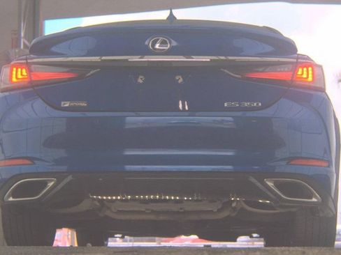 Used 2019 Lexus ES 350 F Sport w/ Accessory Package 2 FWD image 7