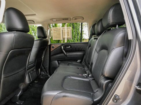 Used 2022 Nissan Armada SL image 30