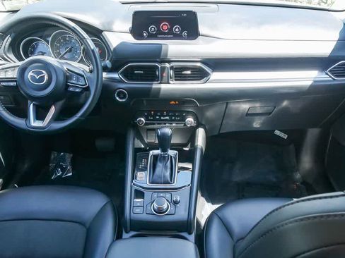 Used 2020 MAZDA CX-5 Touring FWD image 11