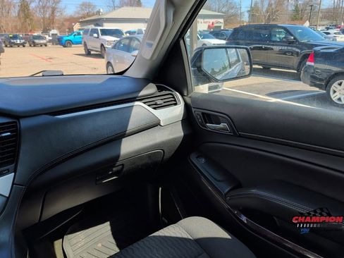 Used 2018 GMC Yukon SLE w/ SLE Value Package image 23