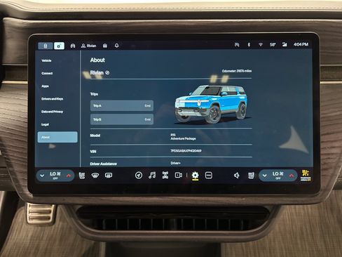 Used 2023 Rivian R1S Adventure AWD/4WD image 29