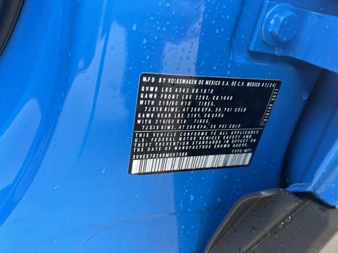 Certified 2024 Volkswagen Taos SE w/ Panoramic Sunroof Package image 31