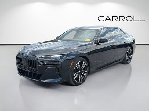Used 2025 BMW i7 eDrive50 w/ M Sport Package RWD image 7