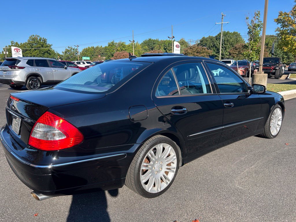 Used 2008 Mercedes-Benz E 350 Sedan image 3