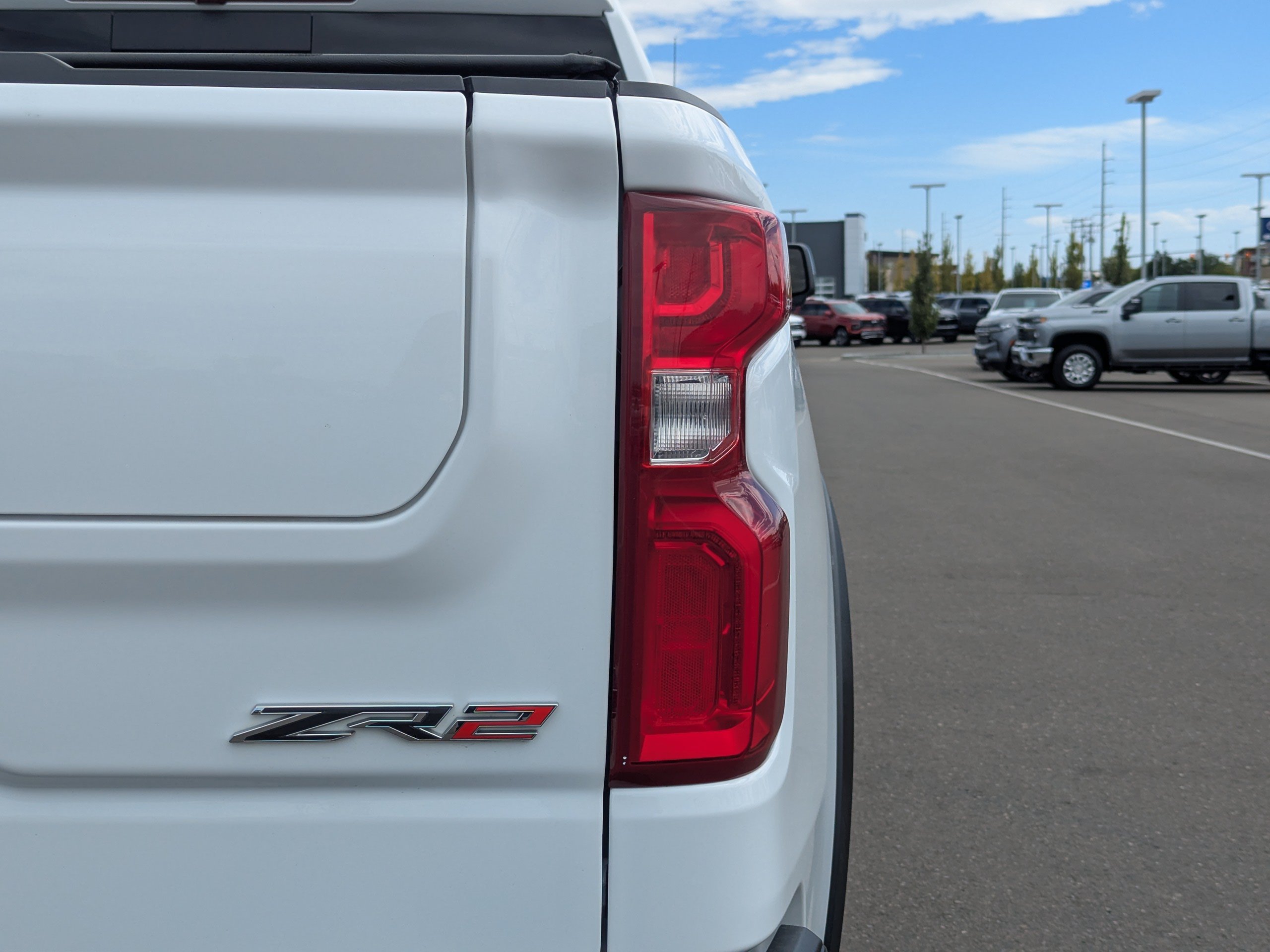 Certified 2024 Chevrolet Silverado 1500 ZR2 AWD/4WD image 49